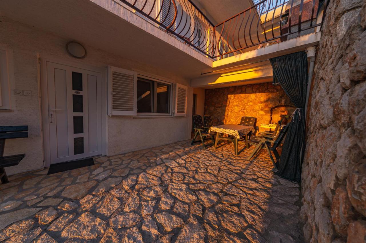 شقة Apartmens Mendula سينج المظهر الخارجي الصورة